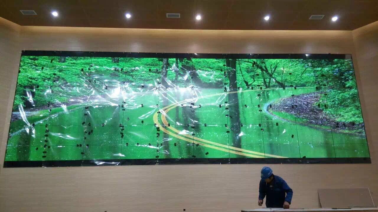 顯示屏安裝現場