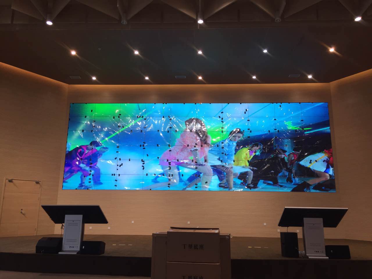 顯示屏安裝現場